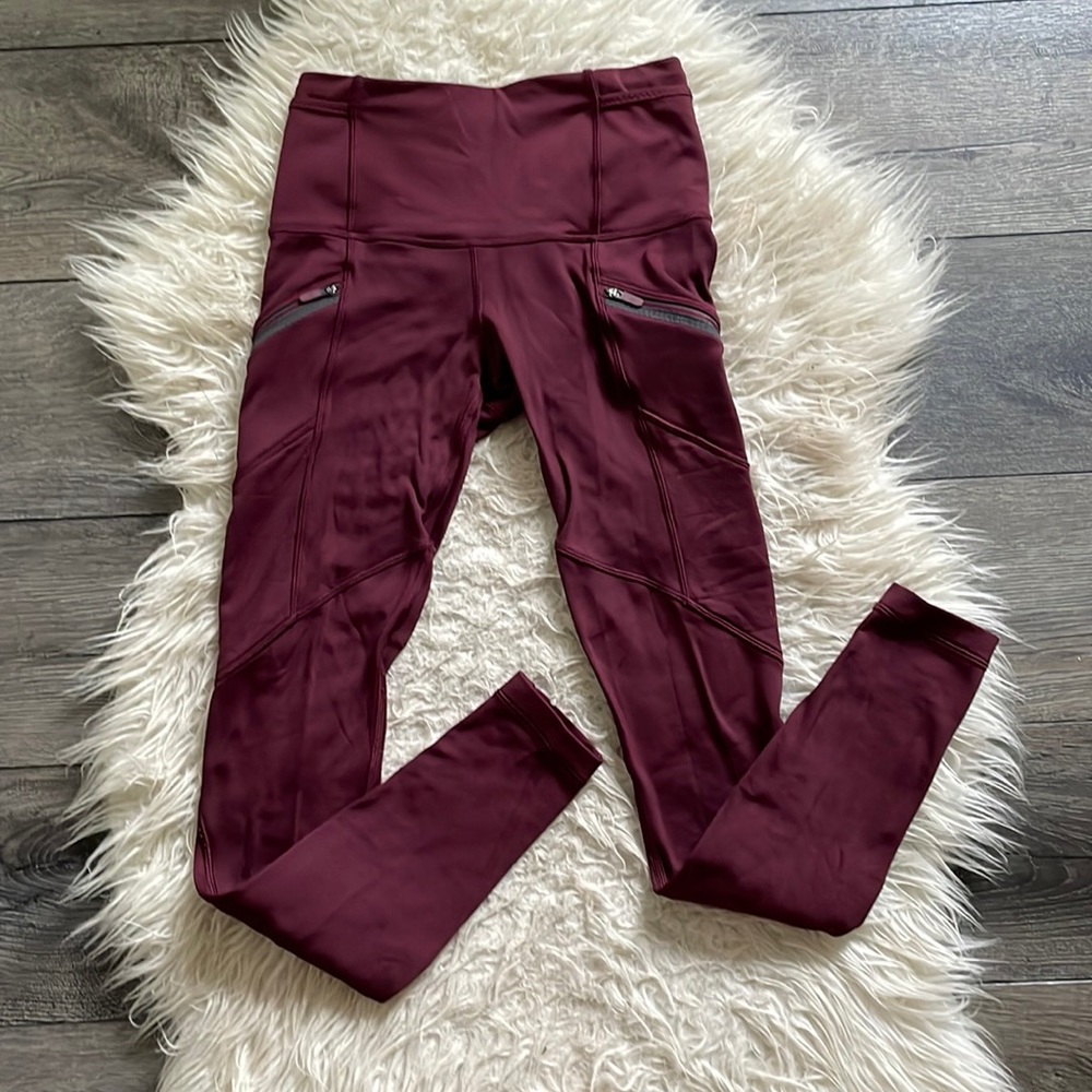 Lululemon Toasty Tech fleece pants, zipper pockets, size 2, measures 28" inseam.